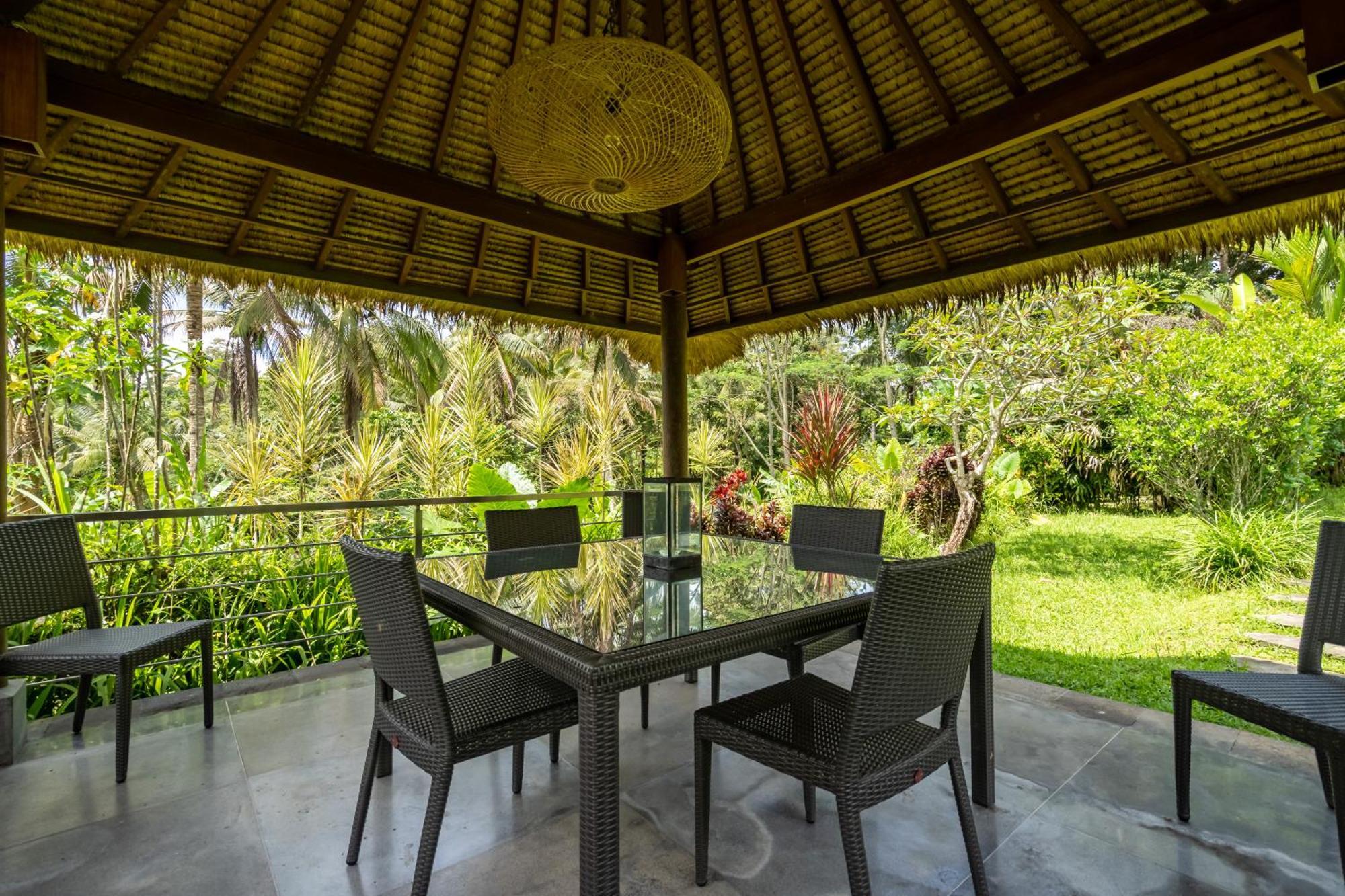 Villa Themma Jungle - Sumptuous 3Br Luxury Villa With Majestic Jungle View North Of Ubud מראה חיצוני תמונה