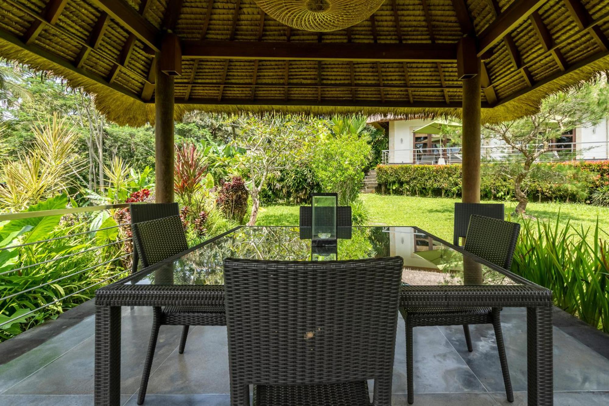 Villa Themma Jungle - Sumptuous 3Br Luxury Villa With Majestic Jungle View North Of Ubud מראה חיצוני תמונה